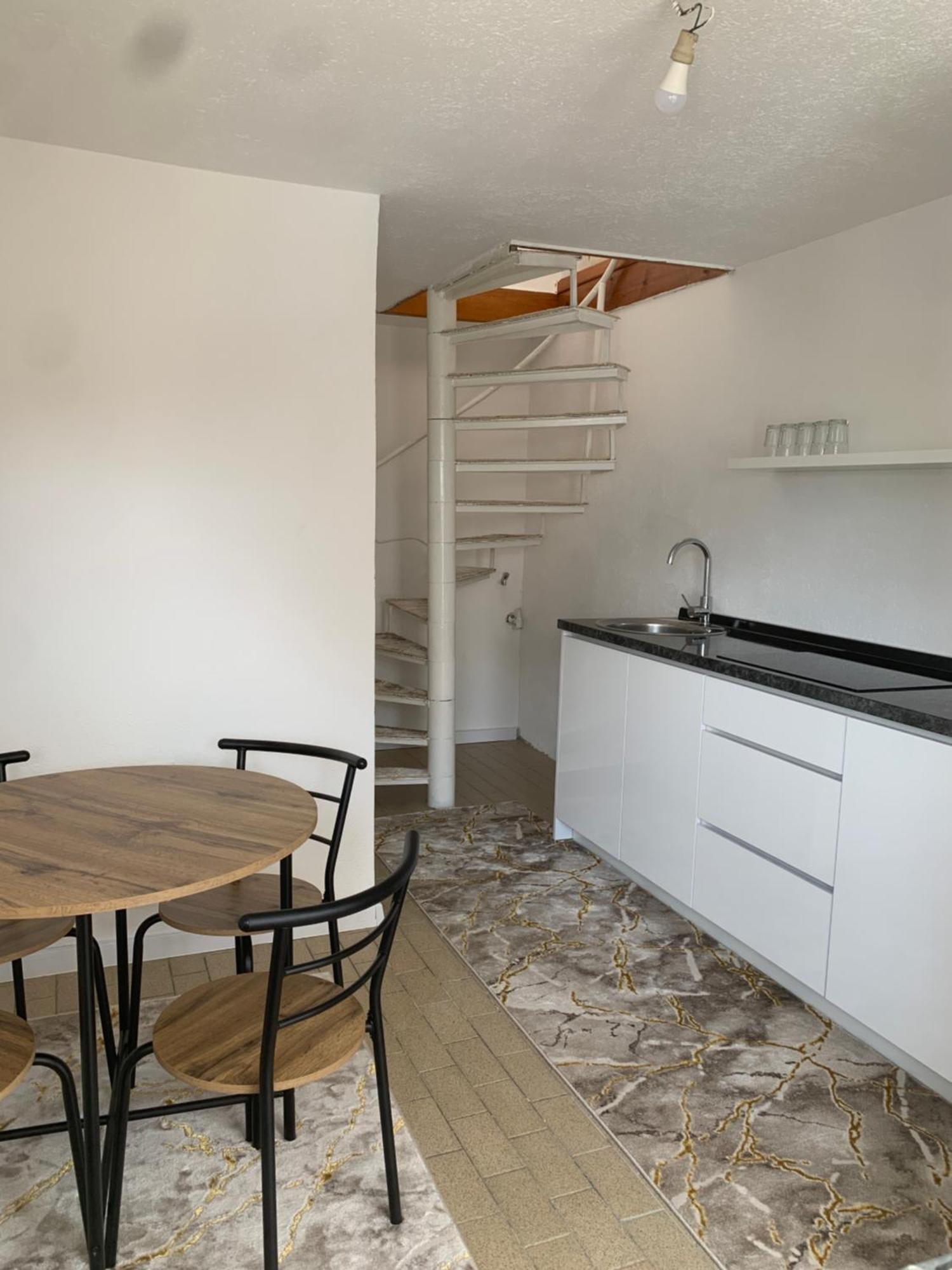 Ferienwohnung Little Heaven Free Parking SJJ Exterior foto